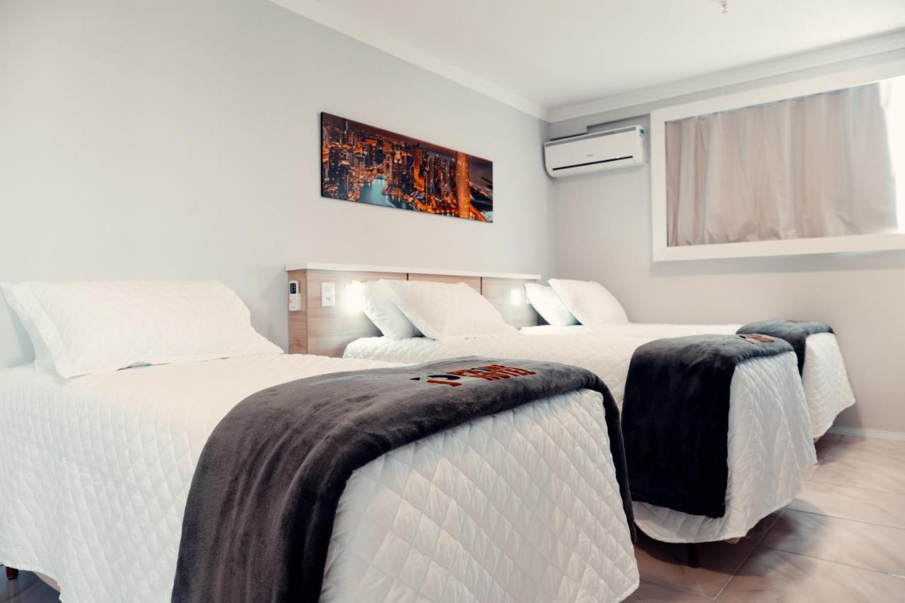 P1 Hotel Санта Мария Екстериор снимка