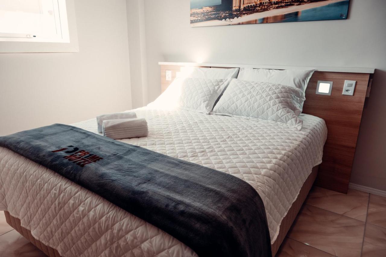 P1 Hotel Санта Мария Екстериор снимка