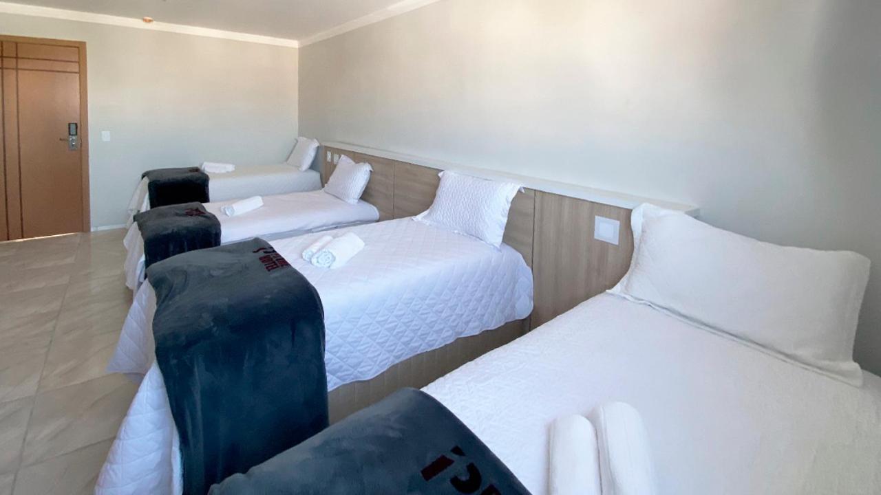P1 Hotel Санта Мария Екстериор снимка