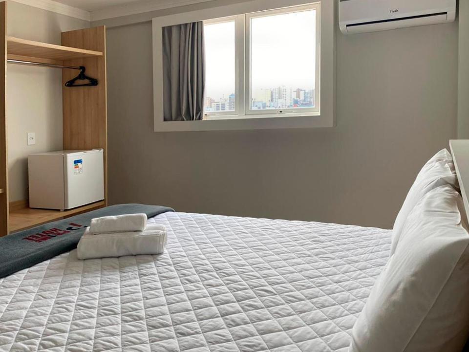 P1 Hotel Санта Мария Екстериор снимка